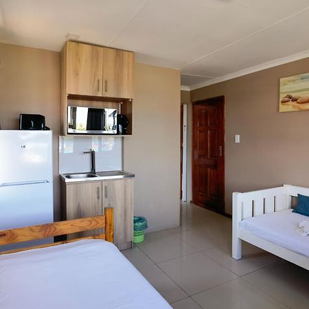 Ballito Backpackers Exterior photo