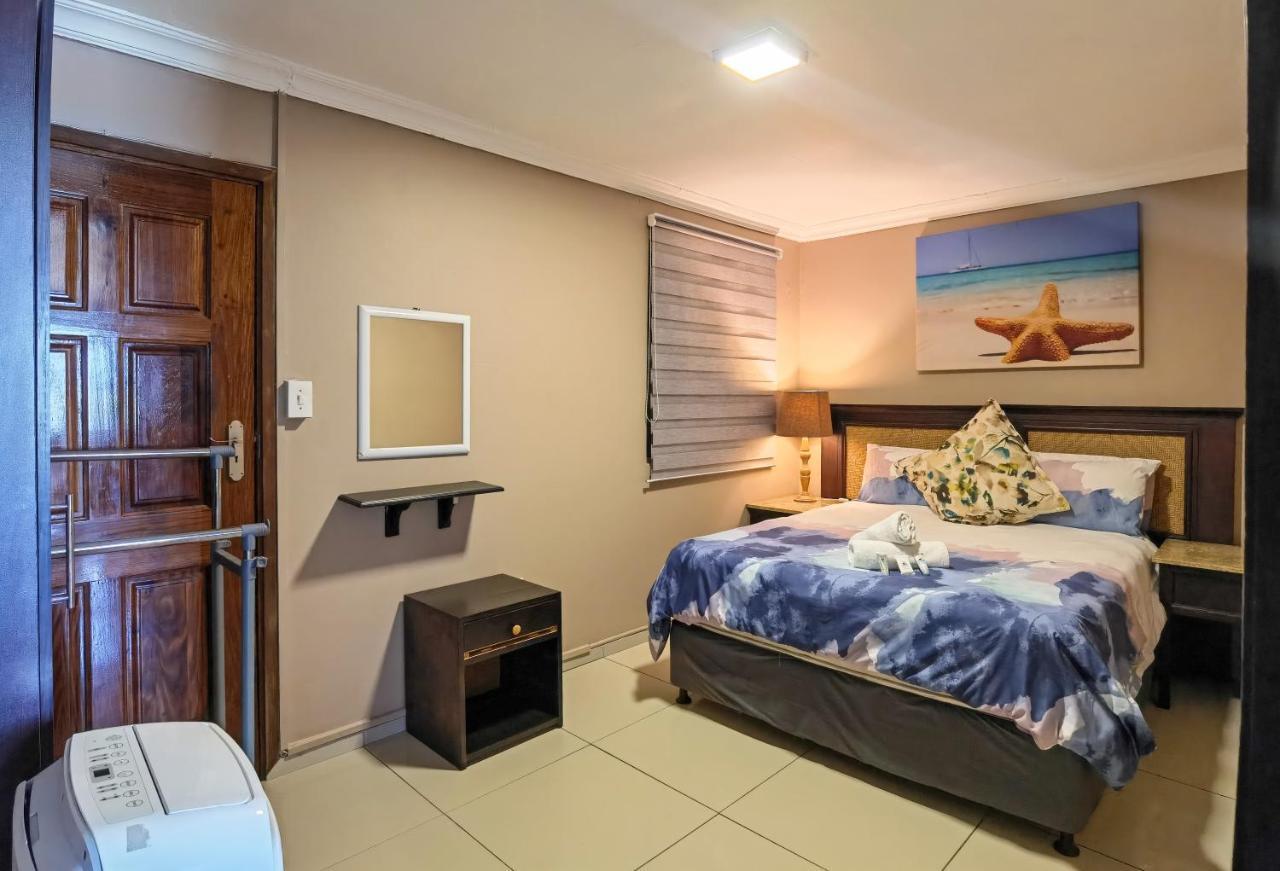 Ballito Backpackers Exterior photo